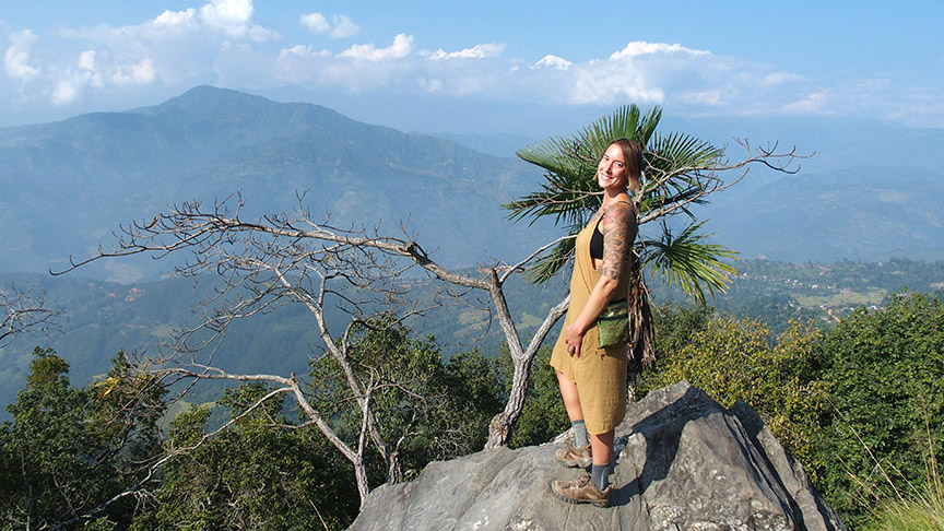 Nepal day hikes temple